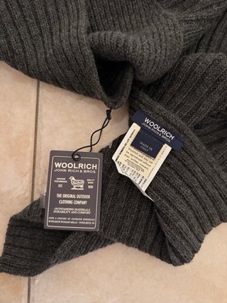 Sciarpa Woolrich grigia in lana