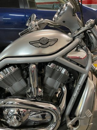 Harley Davidson V-rod Centenario Plata