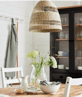 Lámpara de techo de junco estilo Ikea