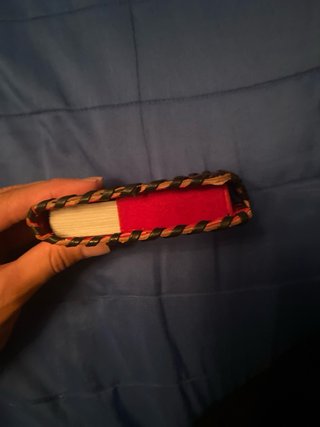 Cartera de cuero grabada con velero