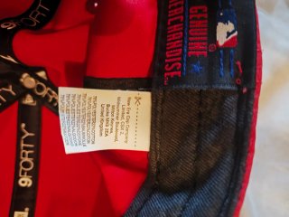 Gorra New Era NY Yankees Roja y Dorada