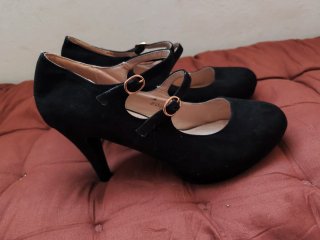 Zapatos de tacón negros