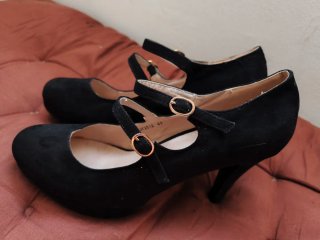 Zapatos de tacón negros