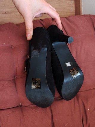 Zapatos de tacón negros