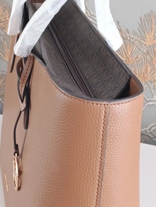 Bolso Michael Kors Marrón y Dorado