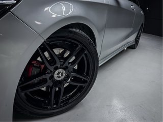 Mercedes-Benz Clase CLA AMG NIGHT
