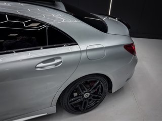 Mercedes-Benz Clase CLA AMG NIGHT