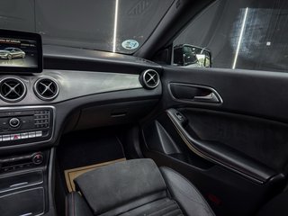 Mercedes-Benz Clase CLA AMG NIGHT