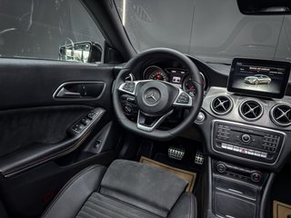 Mercedes-Benz Clase CLA AMG NIGHT