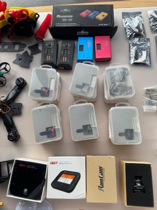 Lote Drones y Accesorios
