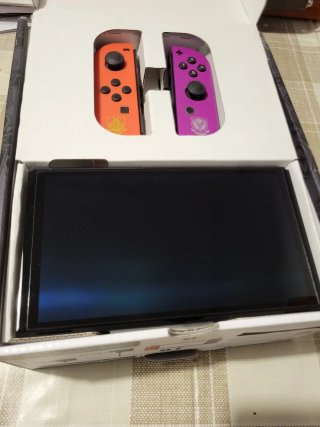 Nintendo Switch OLED Pokémon Scarlet & Violet