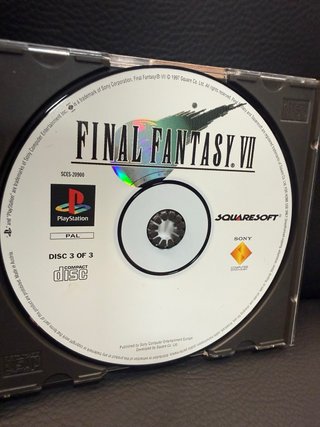 Final Fantasy VII PAL Castellano PS1 1997