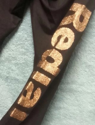 Leggings Redial Negros con Logo Dorado Talla M