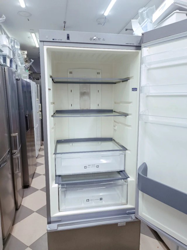 Frigorífico 'EDESA' combi no frost A+