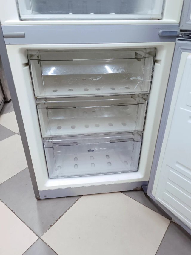 Frigorífico 'EDESA' combi no frost A+