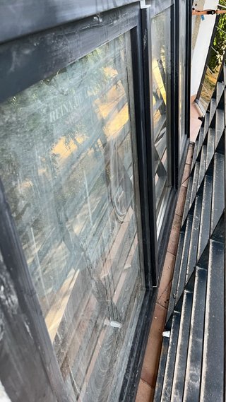 Ventanas aluminio Climalit y rejas de seguridad