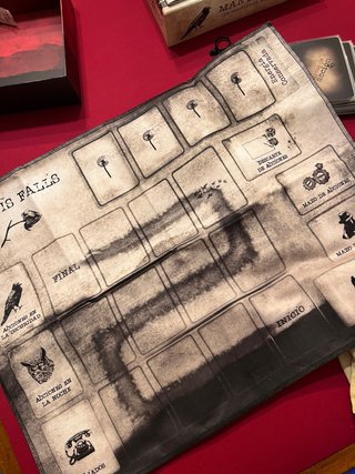 MANTIS FALLS - Juego de Mesa