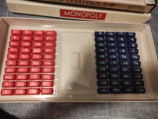 Juegos de mesa Monopoly y Stratego año 80