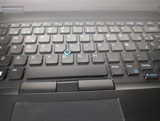 Portátil Dell 5590 i7 8ª Gen 16GB RAM 512GB SSD