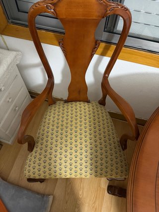 Mesa de comedor con 6 sillas