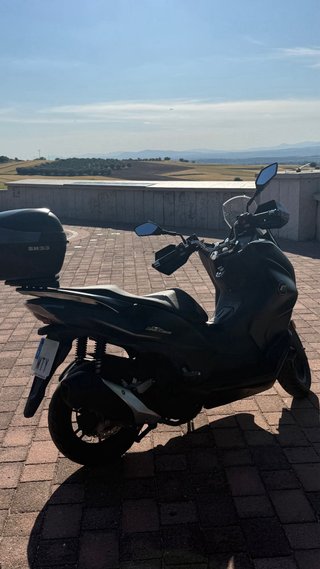 QJ MOTOR MTX 125 Negra