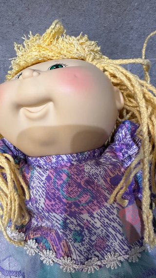 Muñeca Cabbage Patch Kids rubia