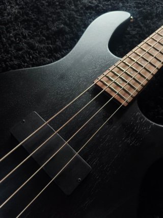 Cort Action Jr Bajo Eléctrico Negro