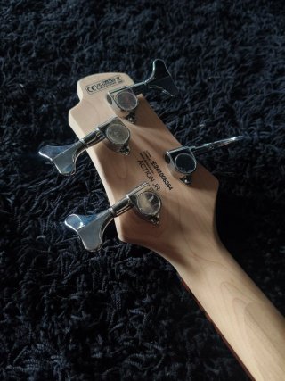 Cort Action Jr Bajo Eléctrico Negro