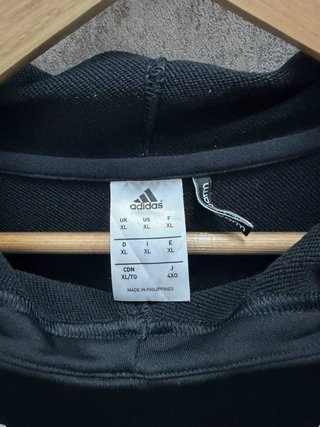 Sudadera Valencia CF Adidas Negra y Blanca