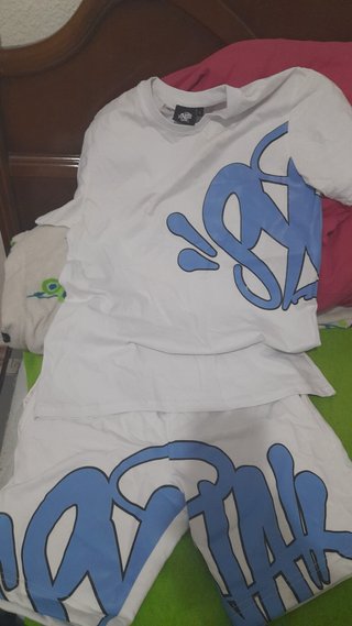 Conjunto camiseta y pantalón corto