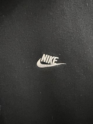 Sudadera Nike Negra con Capucha