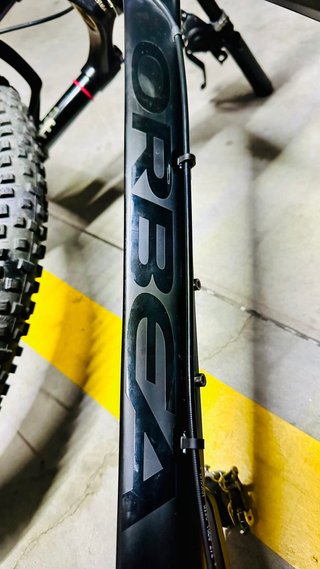Bicicleta Orbea Alma Carbono M