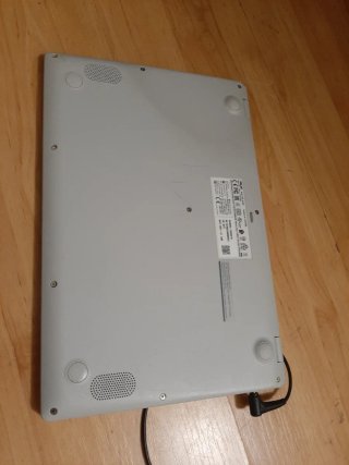 Computer Asus R429M