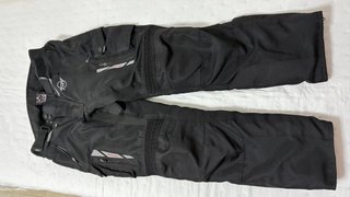 Pantalón de moto negro