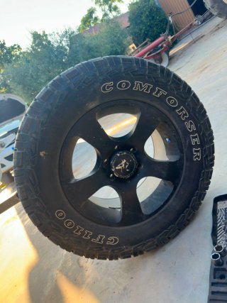 Llantas Offroad Comforser CF1100