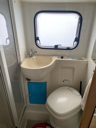 Ford Transit autocaravana perfilda