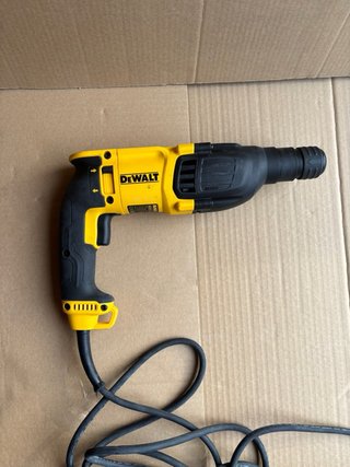 Martillo Ligero Combinado DEWALT D25133K-QS
