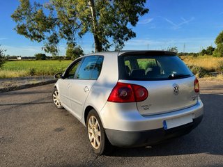 Volkswagen Golf V 1.9 TDI 105 Sportline