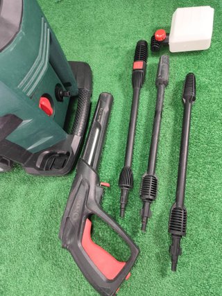 Hidrolimpiadora Bosch AdvancedAquatak 160