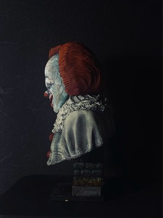 Busto Pennywise Pintado a Mano IT
