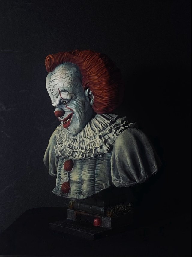 Busto di Pennywise dipinto a mano IT
