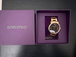 Reloj Aristocrazy Dorado y Negro