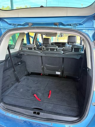 Renault Grand Scenic 2013