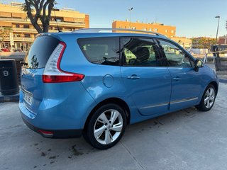 Renault Grand Scenic 2013