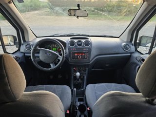 Ford Tourneo Connect 2012