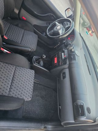 SEAT Leon 2000