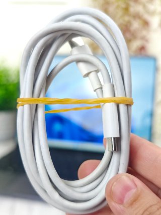 Portátil Huawei MateBook 13 con Caja