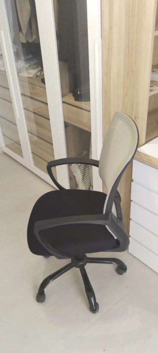 Silla de oficina ergonómica reclinable