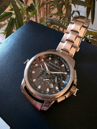 Reloj Maserati Cronógrafo Negro y Plateado