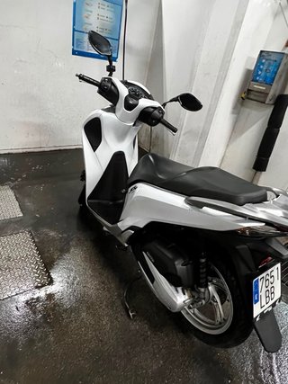 Honda SH 125i Scooter Plata/Blanco